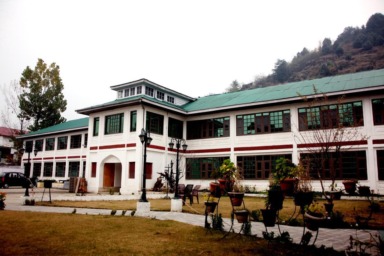 Hotel New Park At Dal Lake Srīnagar 外观 照片