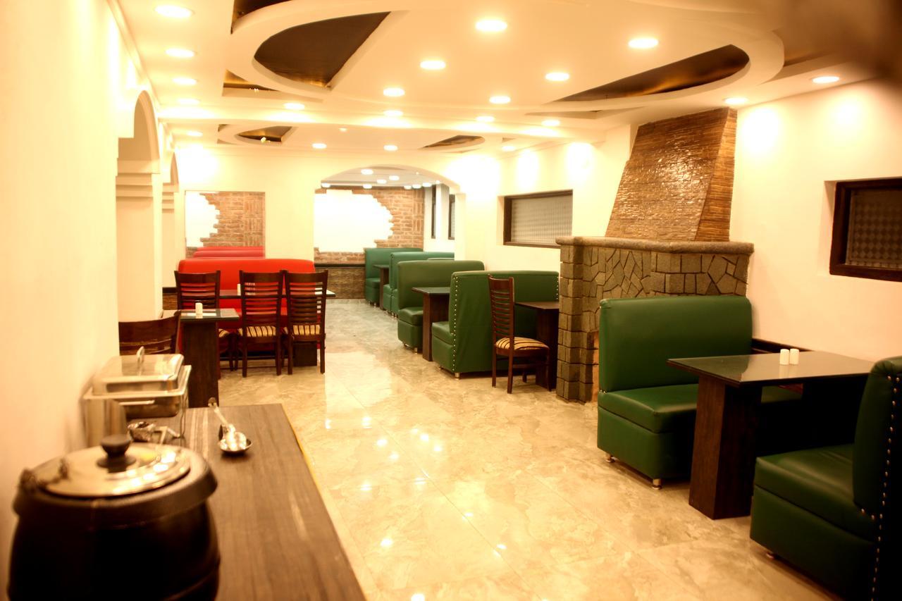 Hotel New Park At Dal Lake Srīnagar 外观 照片