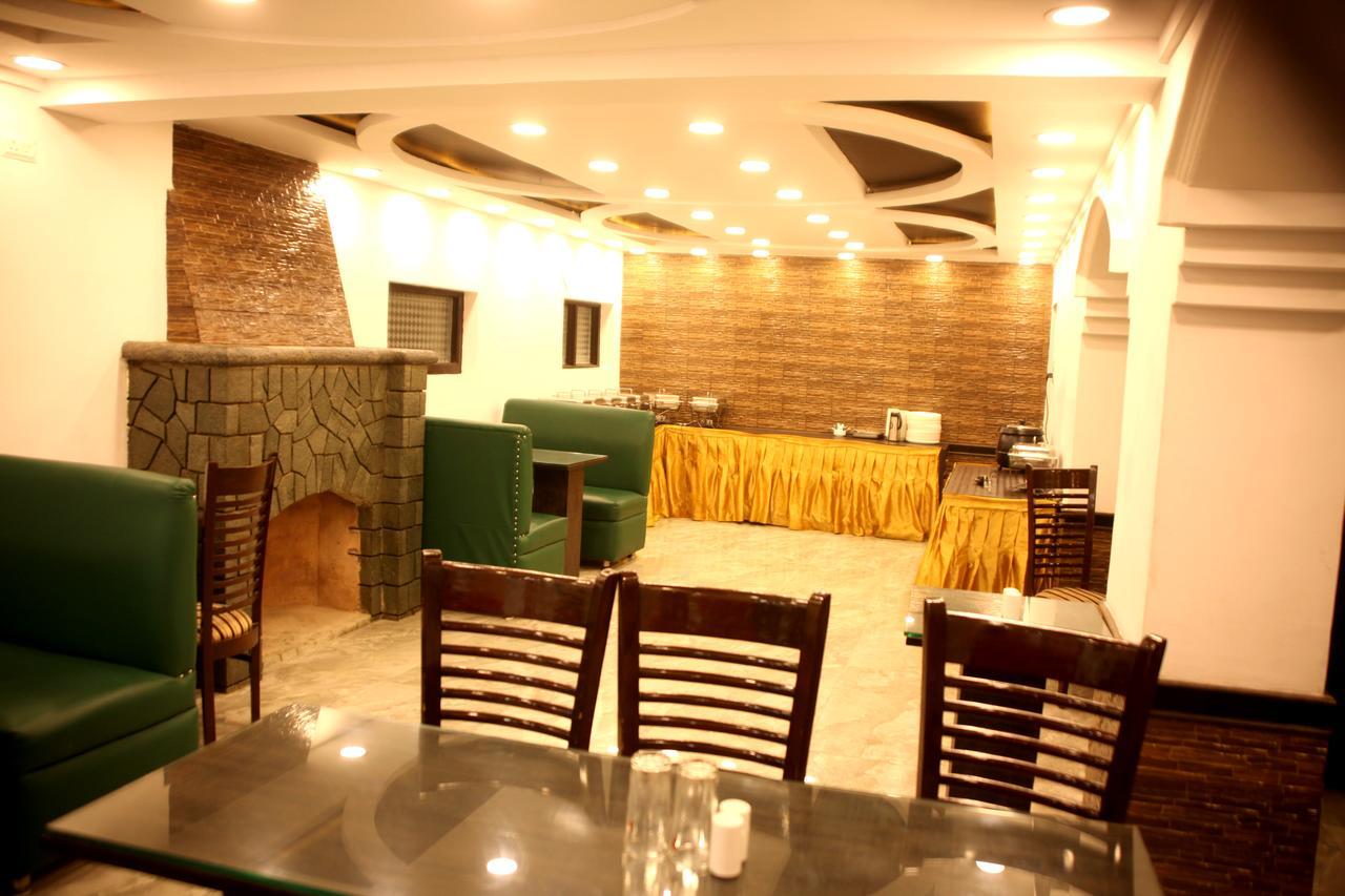 Hotel New Park At Dal Lake Srīnagar 外观 照片